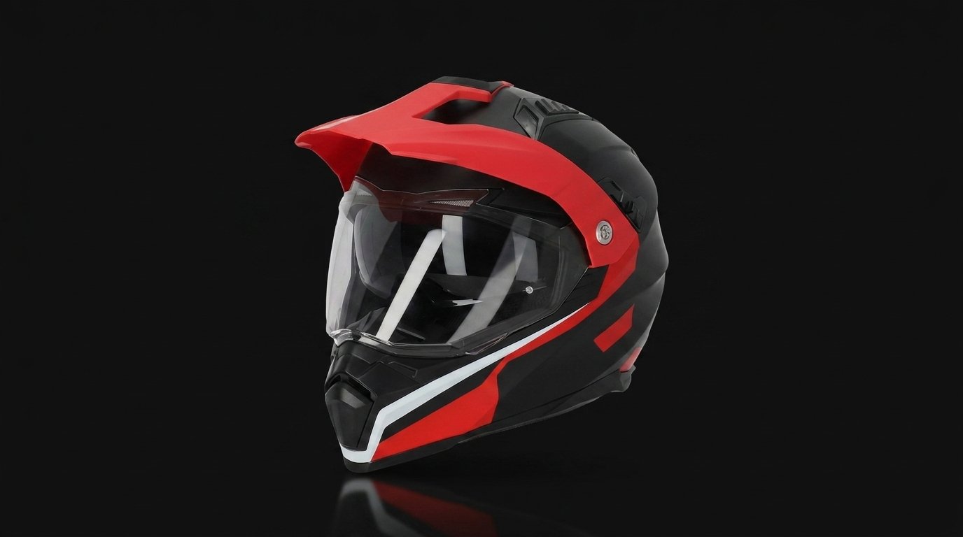 Casco de moto modular con la mentonera levantada sobre fondo neutro – OutletBiker