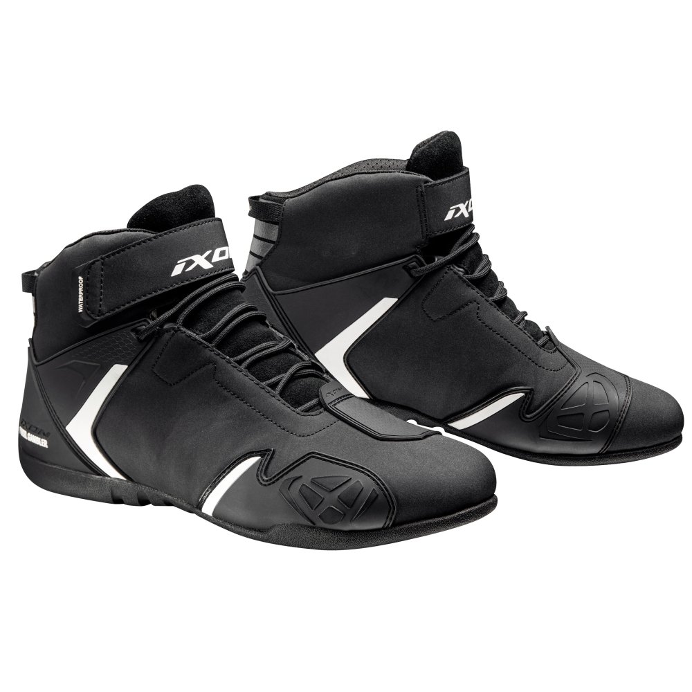 Botas Ixon Gambler Wp Negro/Blanco